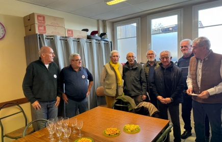 Remises de chèques aux Restos du Coeur et au Téléthon